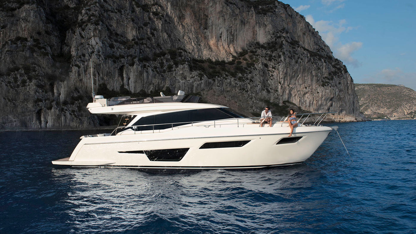 Ferretti Yachts 500 - exteriores - Yachtmax (13)