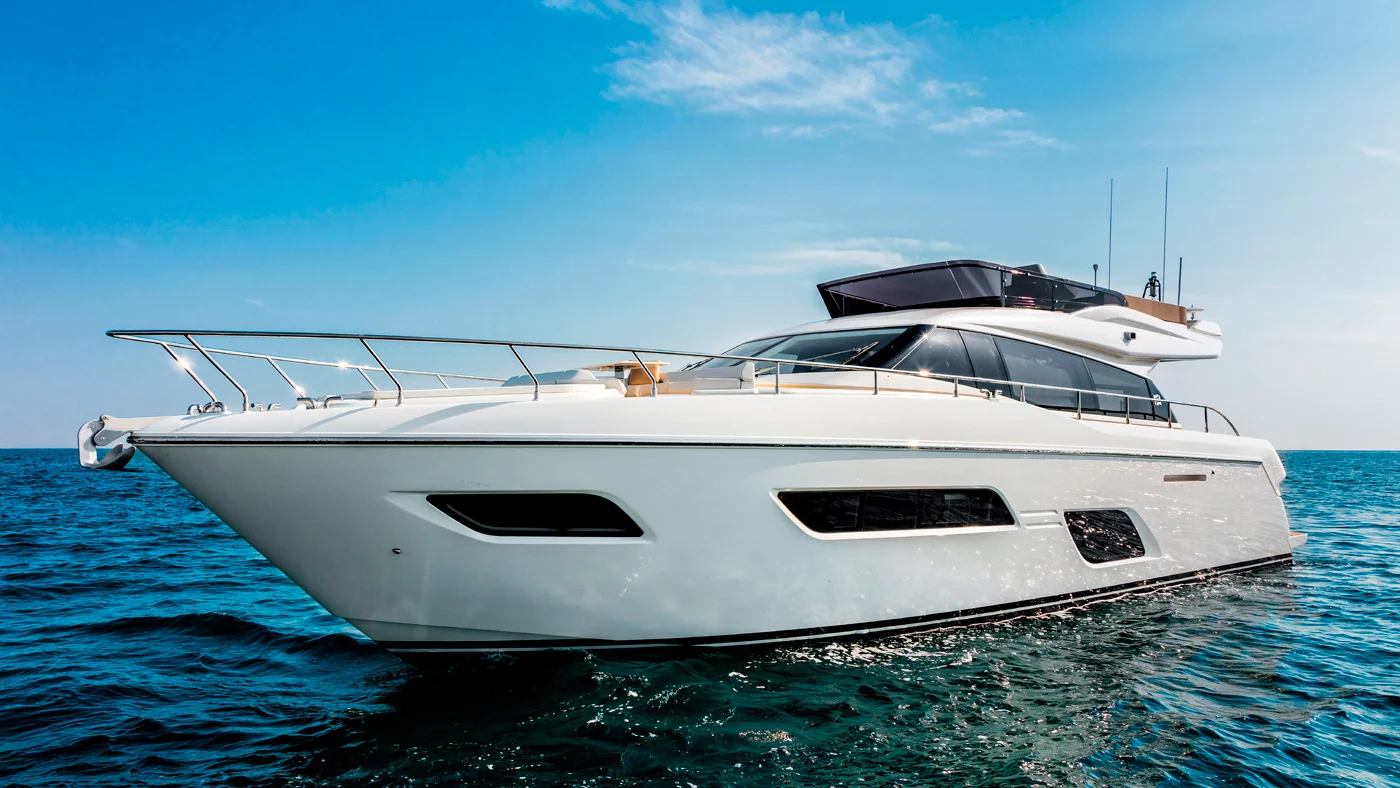 Ferretti Yachts 550 - exteriores (5)