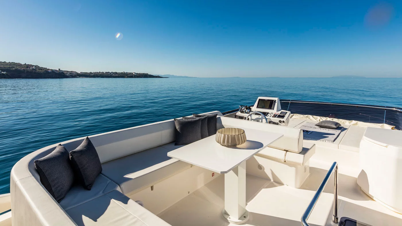 Ferretti Yachts 550 - exteriores (7)