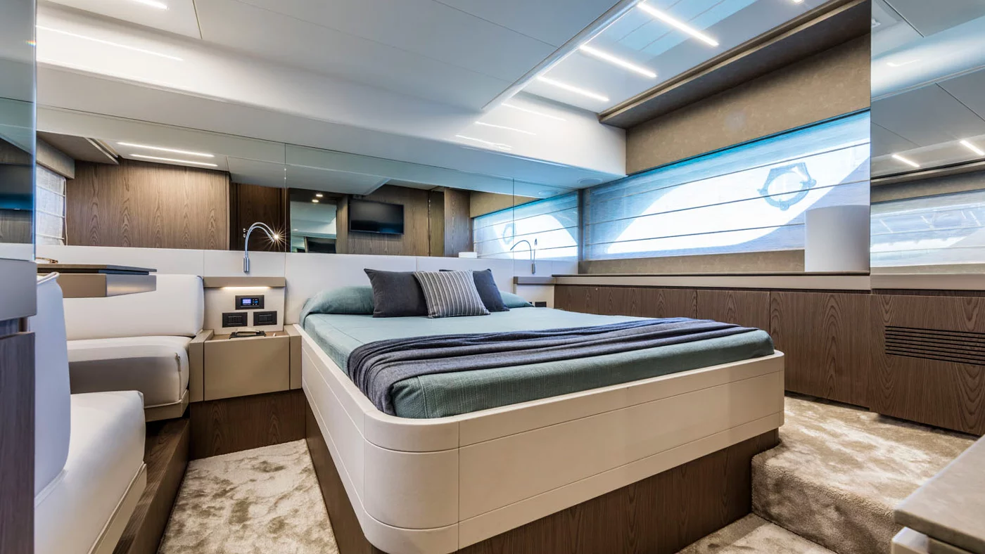 Ferretti Yachts 550 - interiores (10)