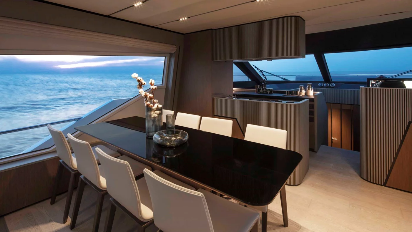 Ferretti Yachts 720 - interiores (3)