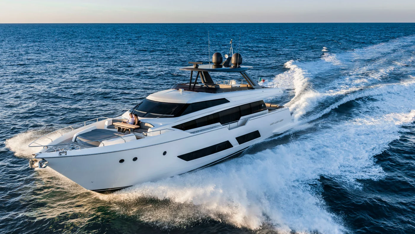 Ferretti Yachts 850 - externas(3)