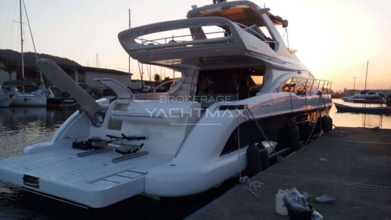 Yachtmax-Intermarine-680-full-2010-4